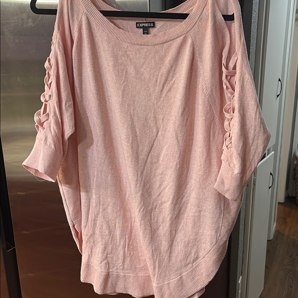 💕Express Pink sweater with Cut-Out Sleeves💕